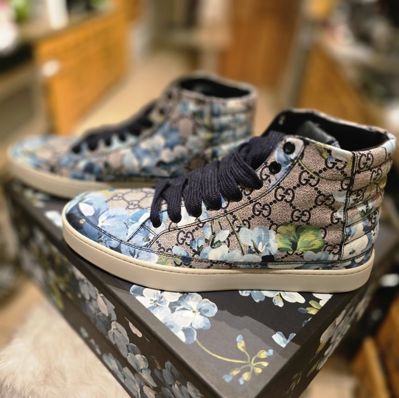 Gucci Floral Sneakers With Original Box - Picture 1 of 9